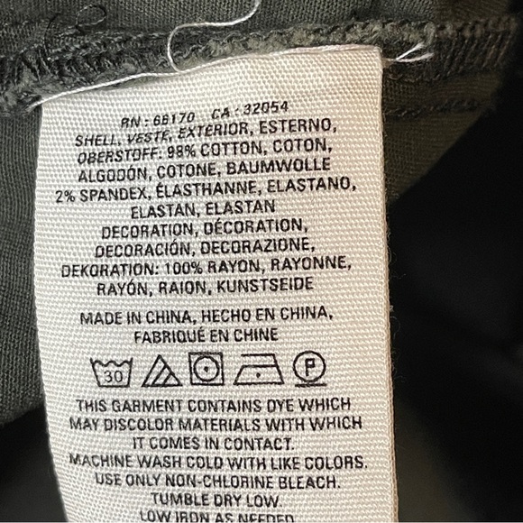 Anthropologie green skinny pants Size 25 - Picture 6 of 6